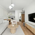 Apartmán Klimatyzowany Stylowy Blisko Plazy Taras & Parking By Renters