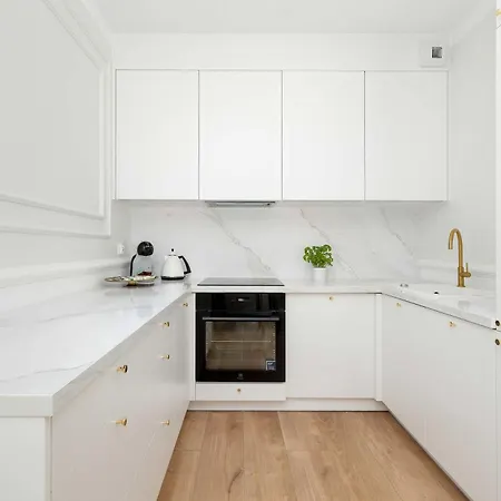 Klimatyzowany Stylowy Blisko Plazy Taras & Parking By Renters *