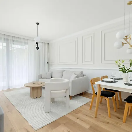 Klimatyzowany Stylowy Blisko Plazy Taras & Parking By Renters *