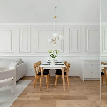 Apartman Klimatyzowany Stylowy Blisko Plazy Taras & Parking By Renters *