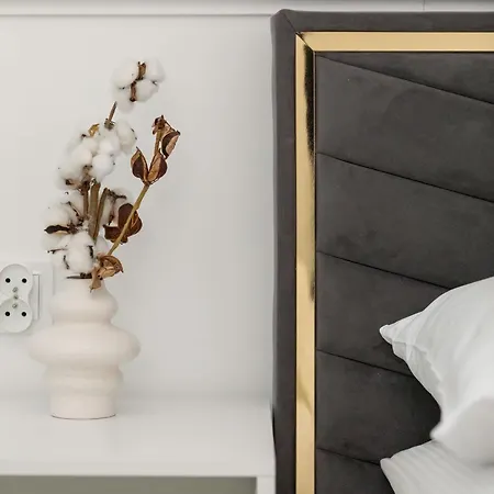 Klimatyzowany Stylowy Blisko Plazy Taras & Parking By Renters Апартаменты
